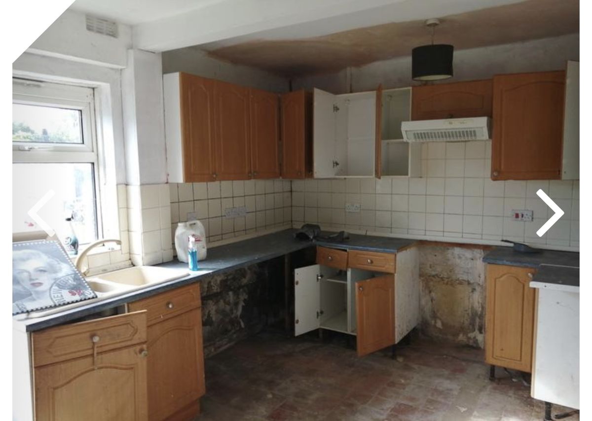 Chingford Before - Kitchen